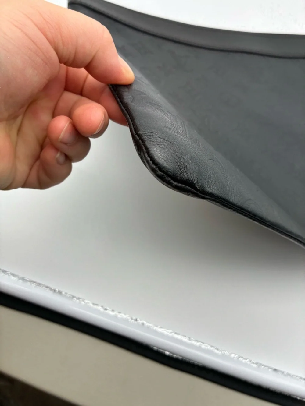 Louis Vuitton Black Monogram Discovery Laptop Pouch pochette w/ COA & dust bag